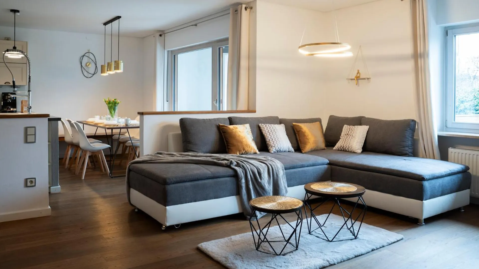 130M2 Loft - Balkon, Smart Tv, Badewanne, Kaffee Apartment Rosenheim 0*,