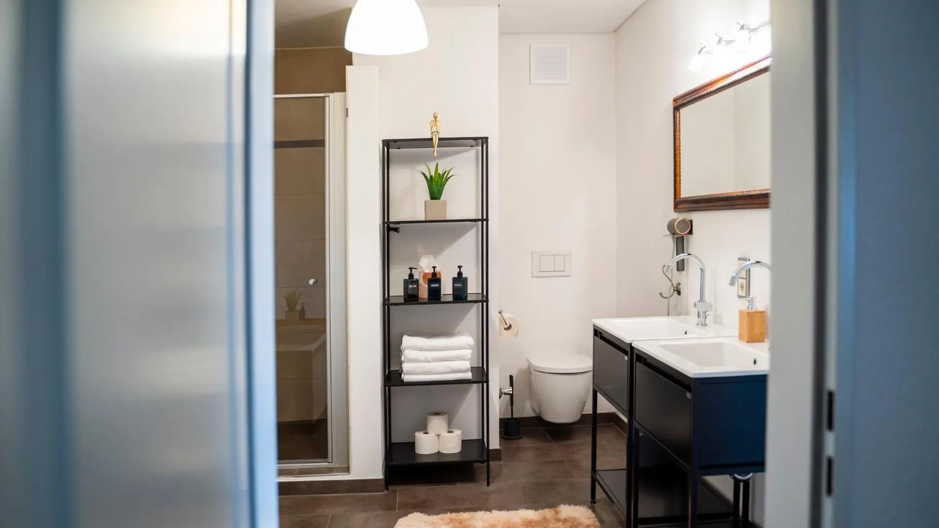 130M2 Loft - Balkon, Smart Tv, Badewanne, Kaffee Apartment Rosenheim